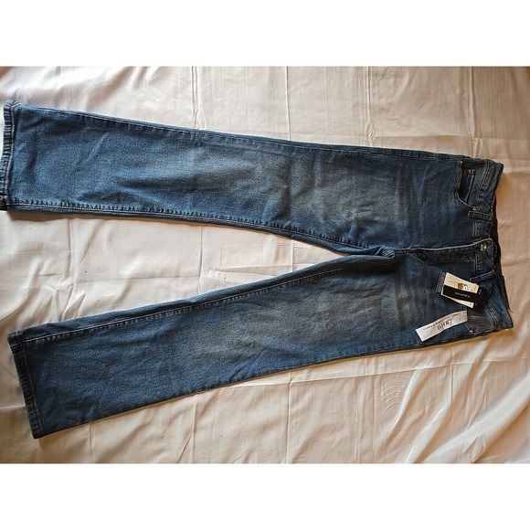 Tahari Denim - Tahari Women's Maeve Fit Solution Miniboot Medium Wash Size 8 RUNS SMALL